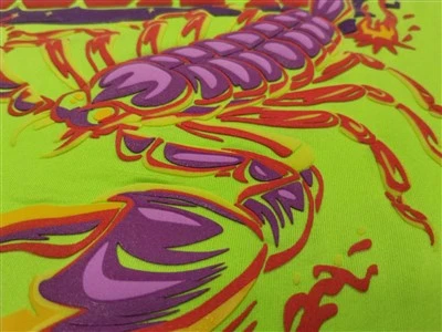 เสื้อยืดพิมพ์สกรีน-ด้วยหมึกซิลิโคน